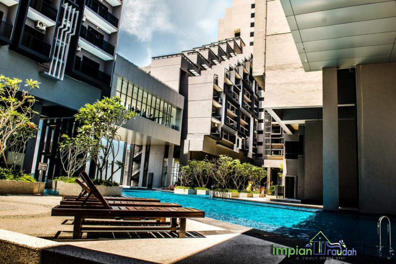 Апартаменти Impian Raudah Seaview-Muslim Friendly Malacca Екстер'єр фото
